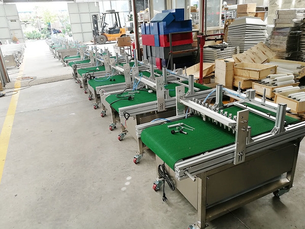 穴盤育苗播種機